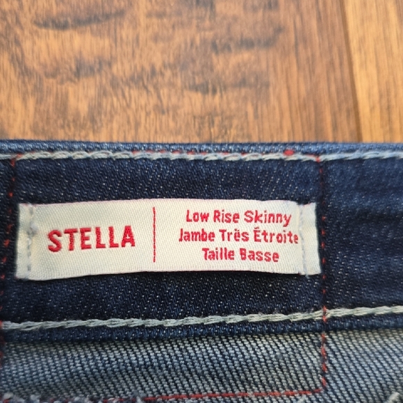 True Religion Distressed Stella Skinny Jeans EUC - Women's Size 28 - Picture 13 of 14